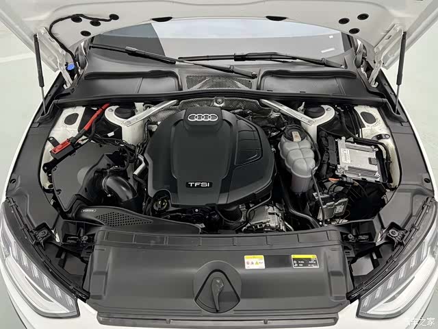 Audi A4L, 2023 16