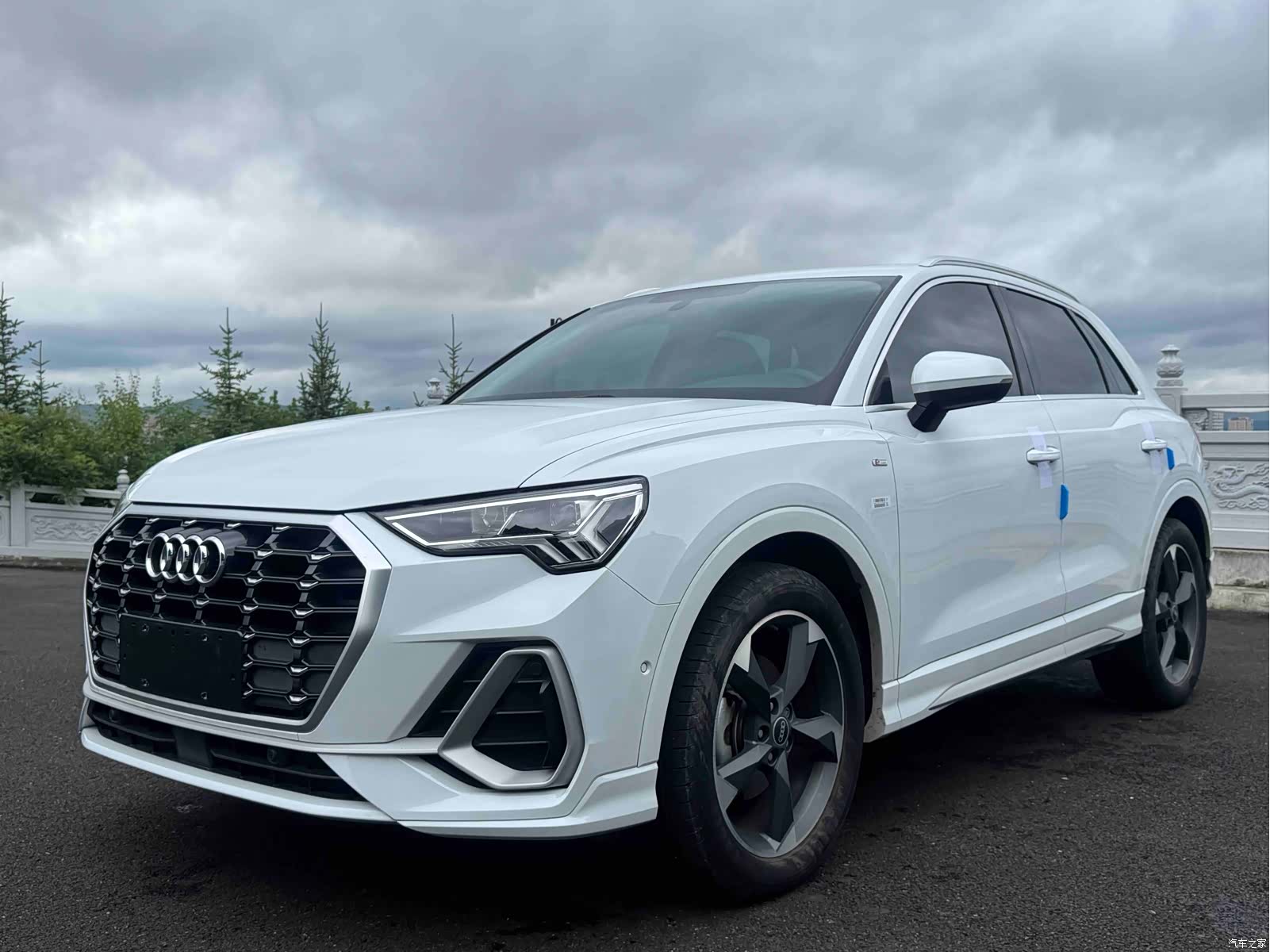 Audi Q3, 2022 1