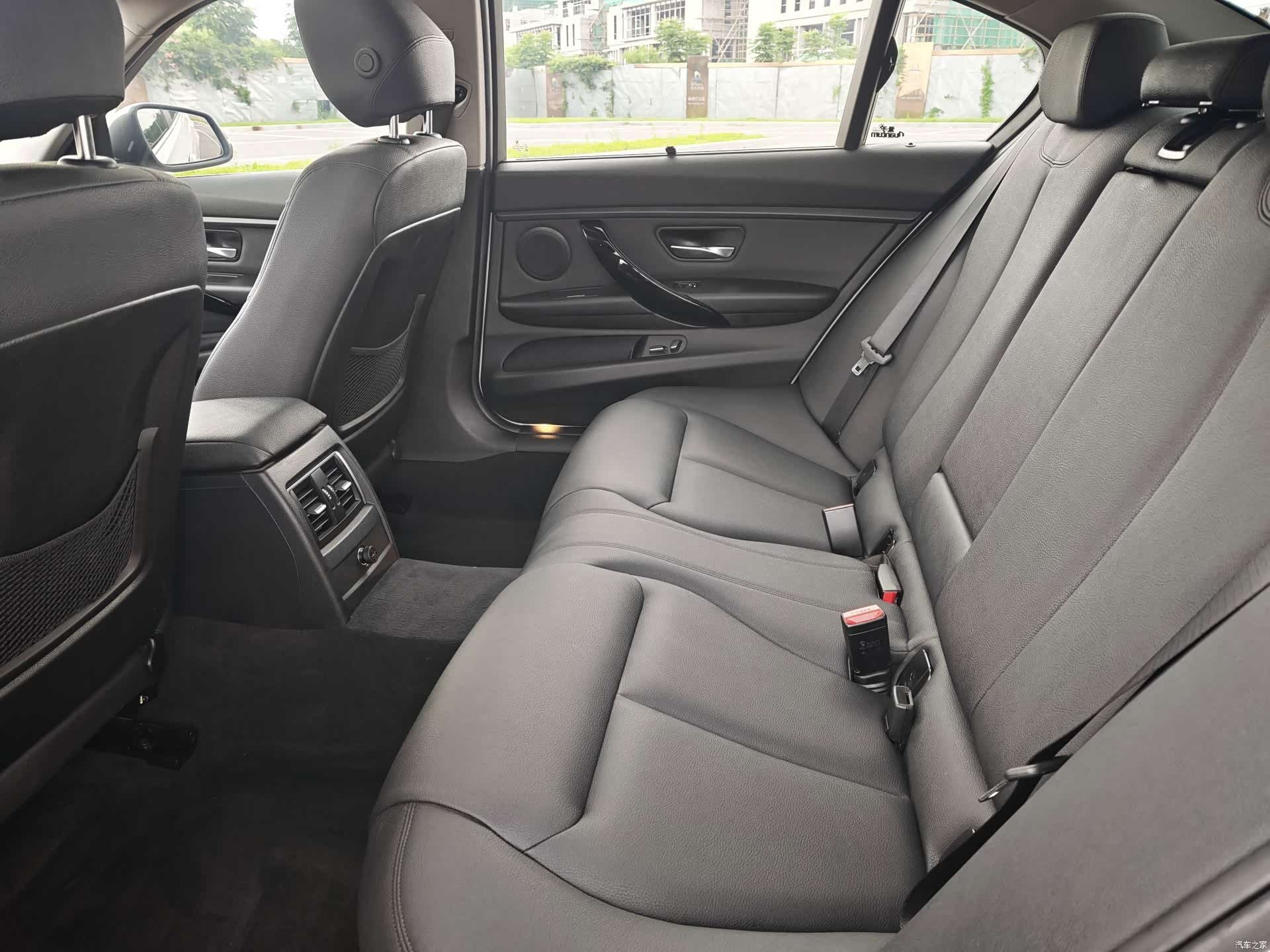 BMW 3 Series, 2017 10