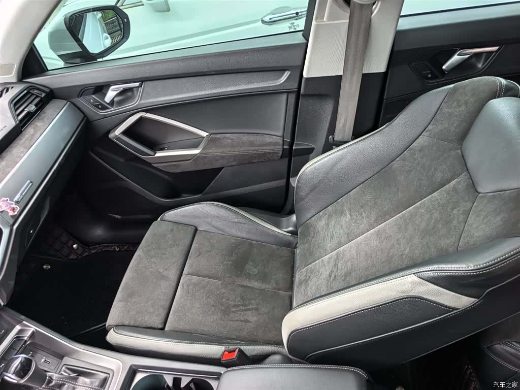 Audi Q3, 2020 11