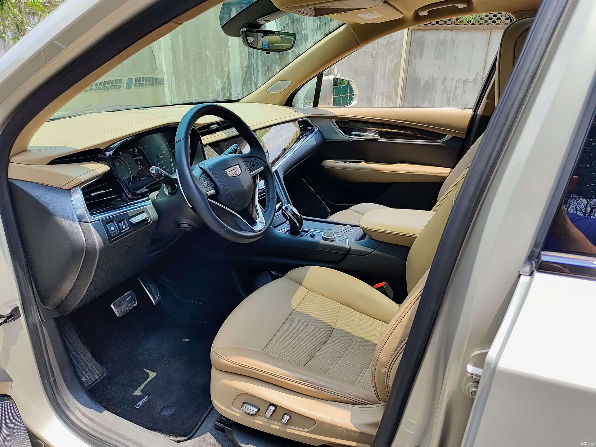 Cadillac XT6, 2021 8