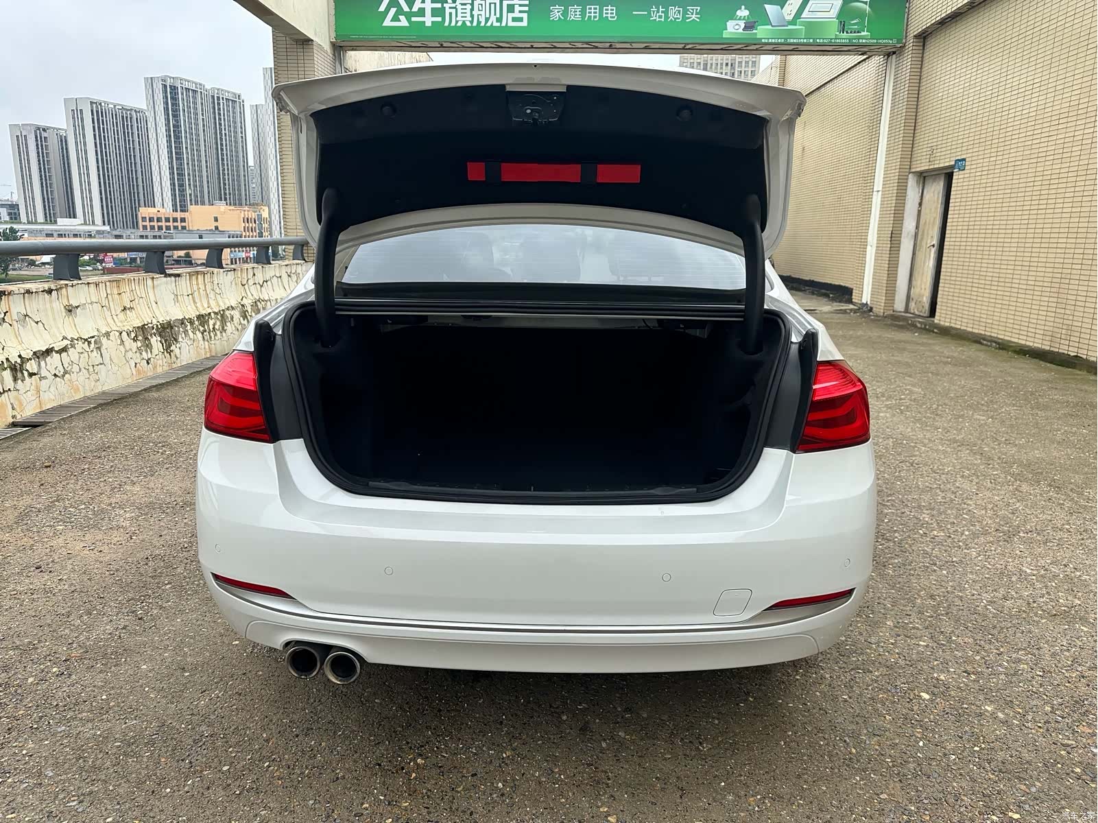 BMW 3 Series, 2019 14