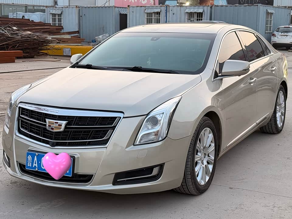 Cadillac XTS