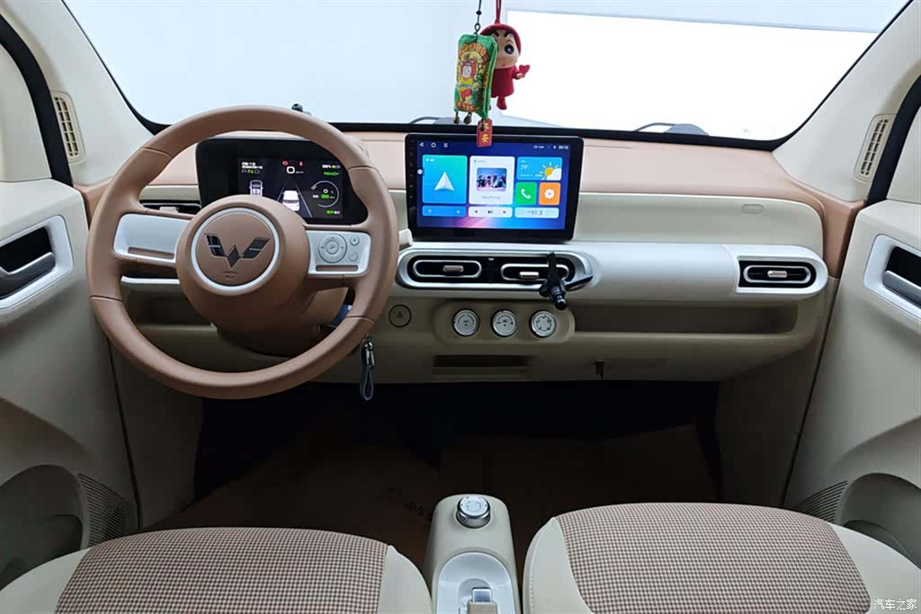Wuling MINIEV, 2025 12