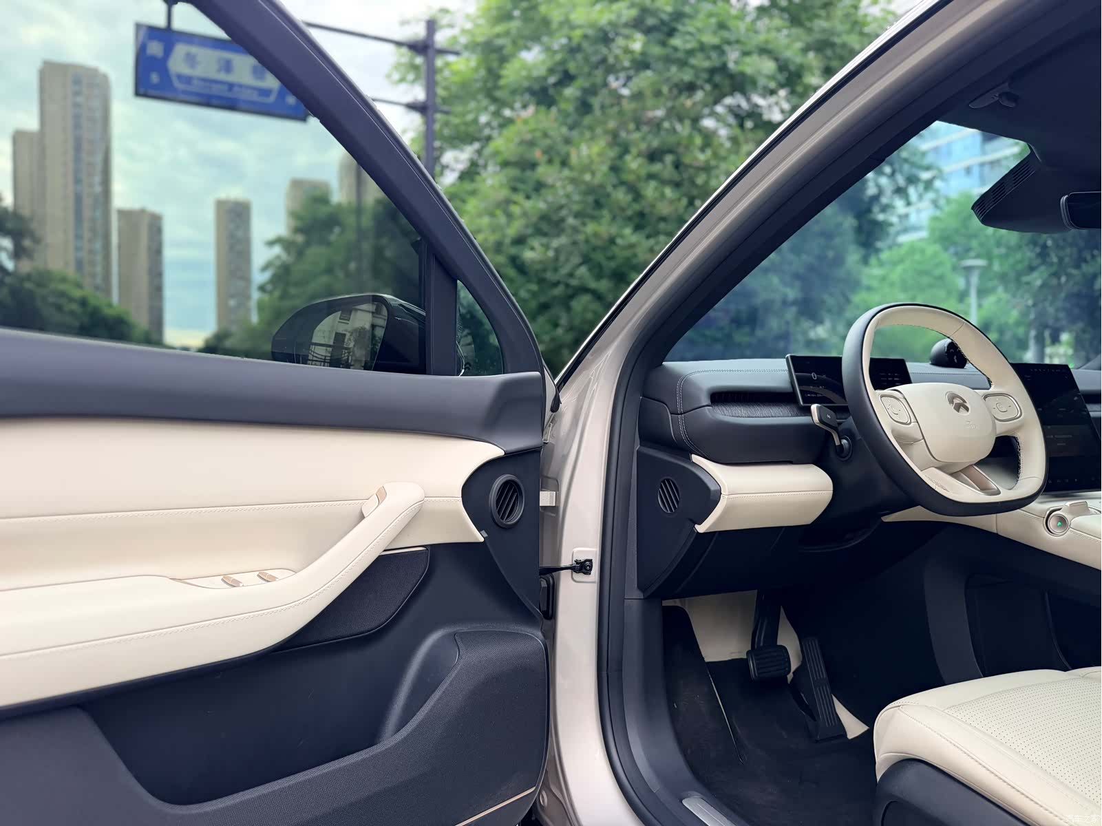 NIO ES6, 2024 7