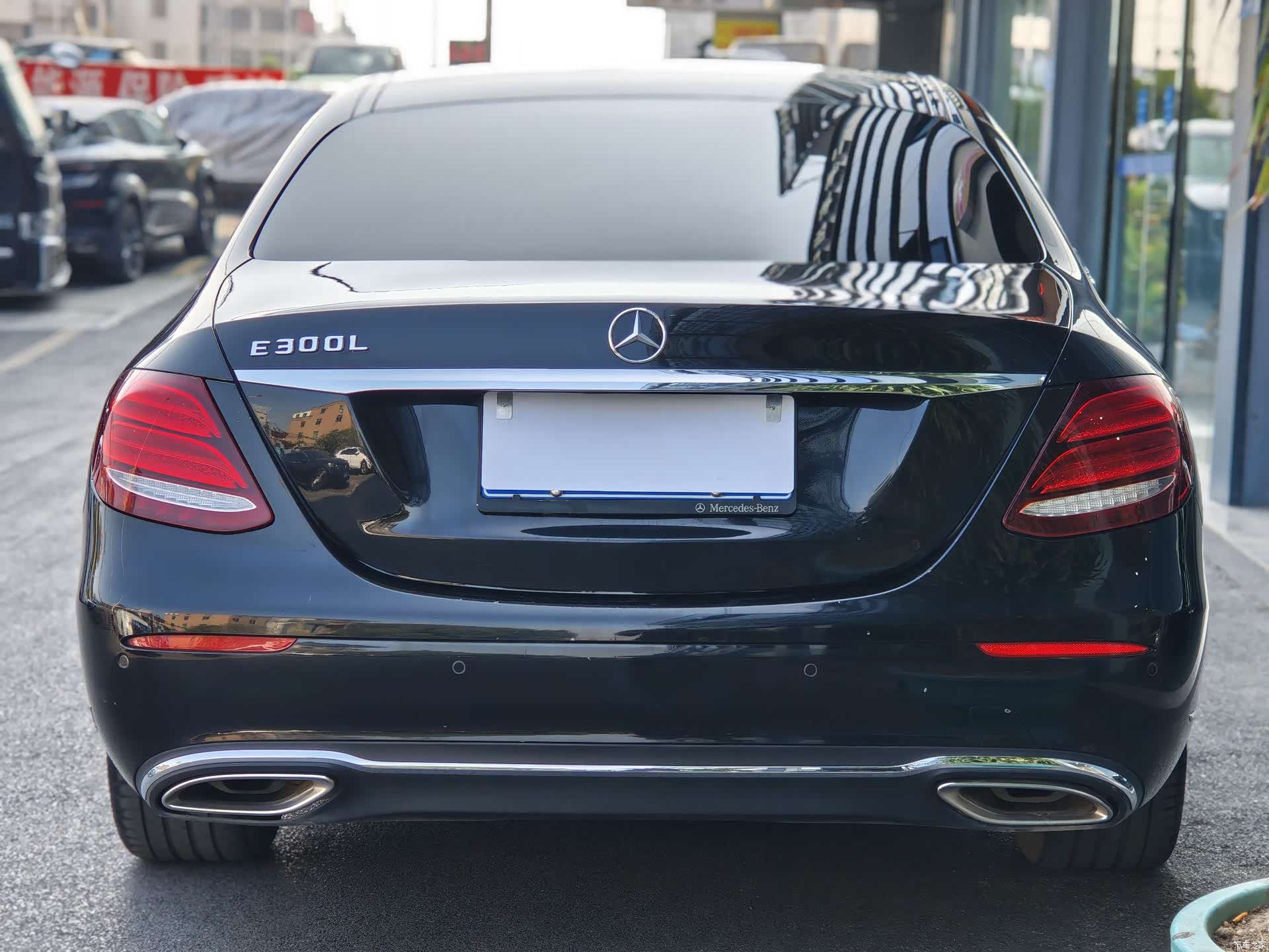 Mercedes-Benz E-Class, 2020 4