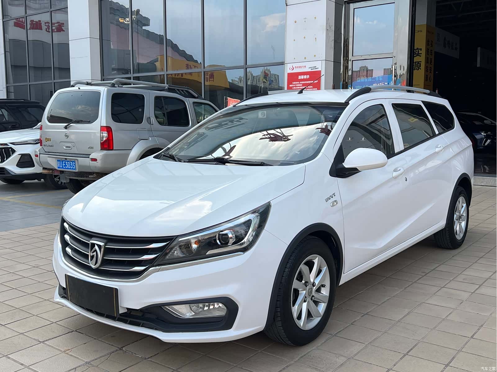 Wuling 310W, 2017 1