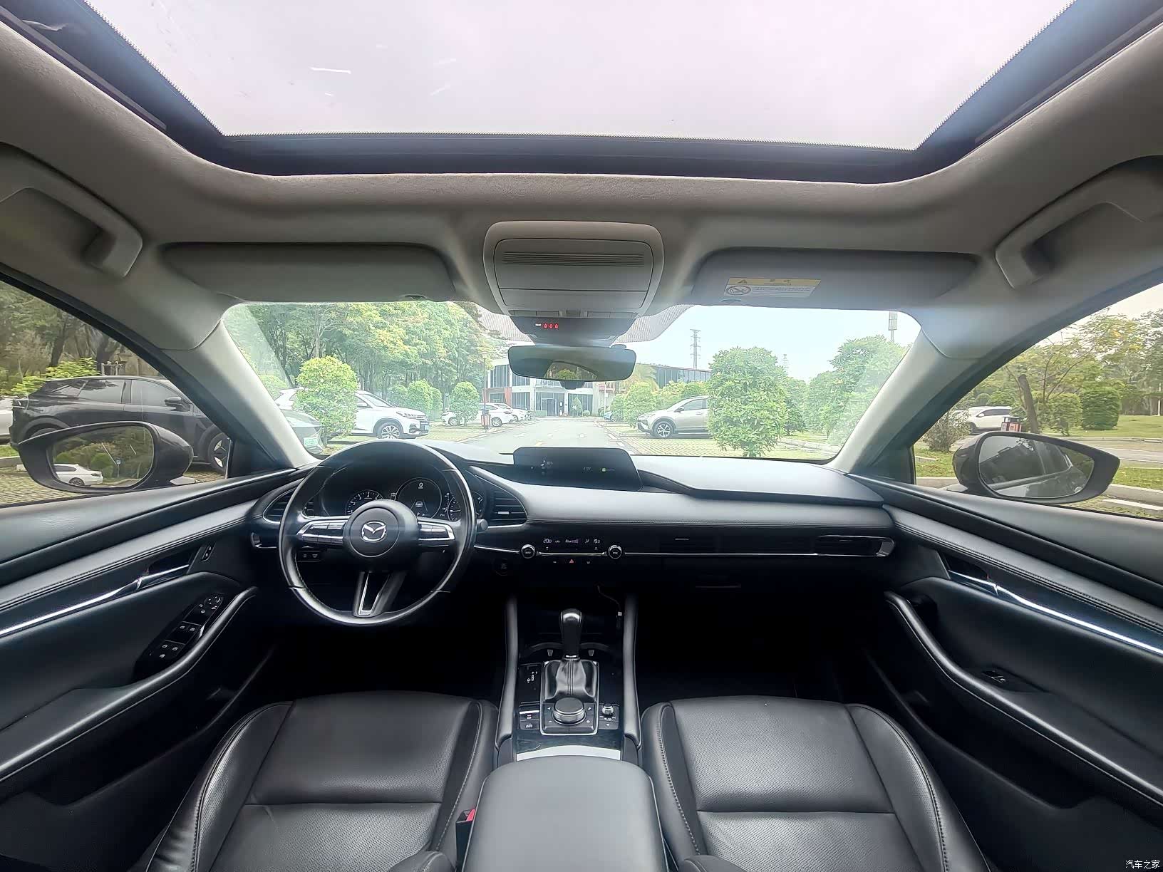 Mazda Mazda3, 2022 19