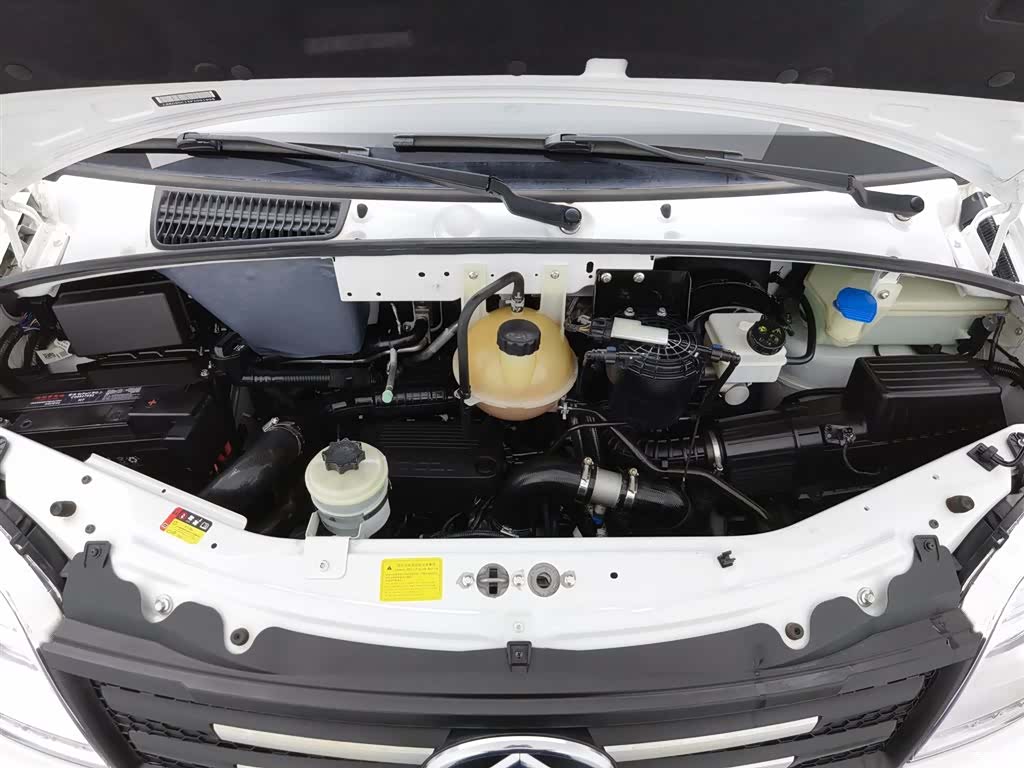 Maxus V80, 2023 6