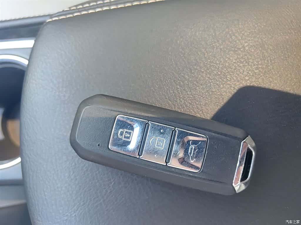 Wuling 730, 2018 9