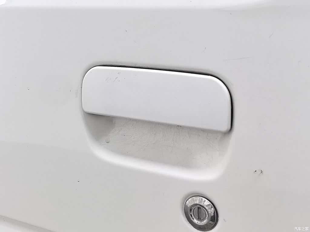 Suzuki X5, 2016 18