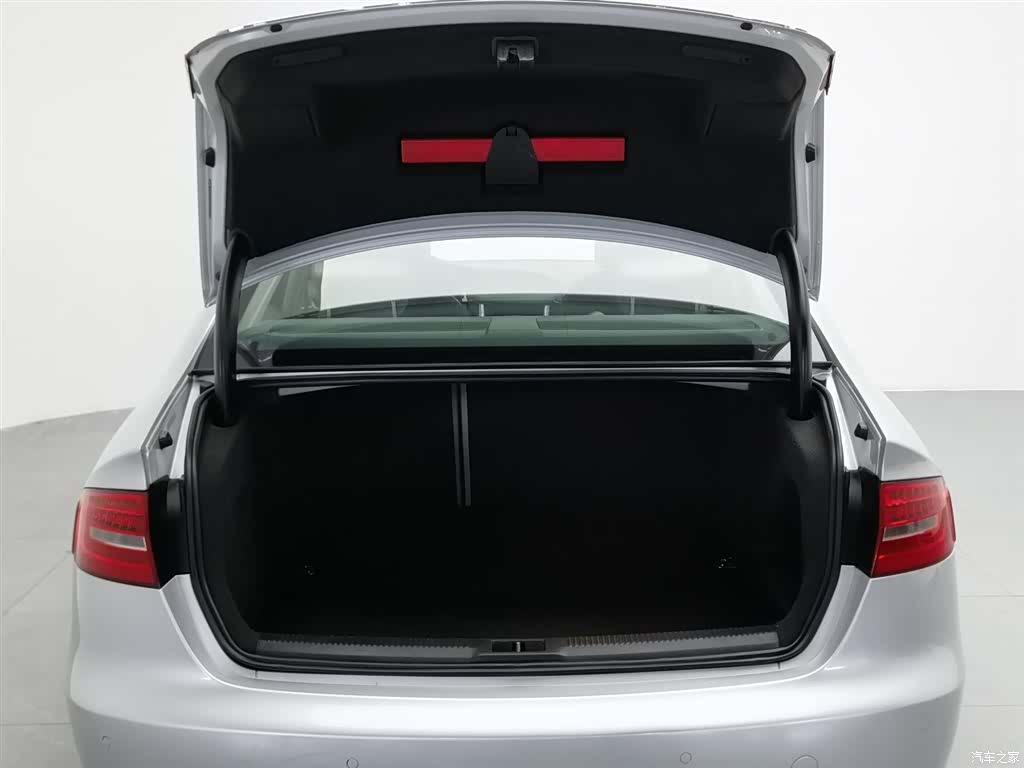 Audi A4L, 2013 16