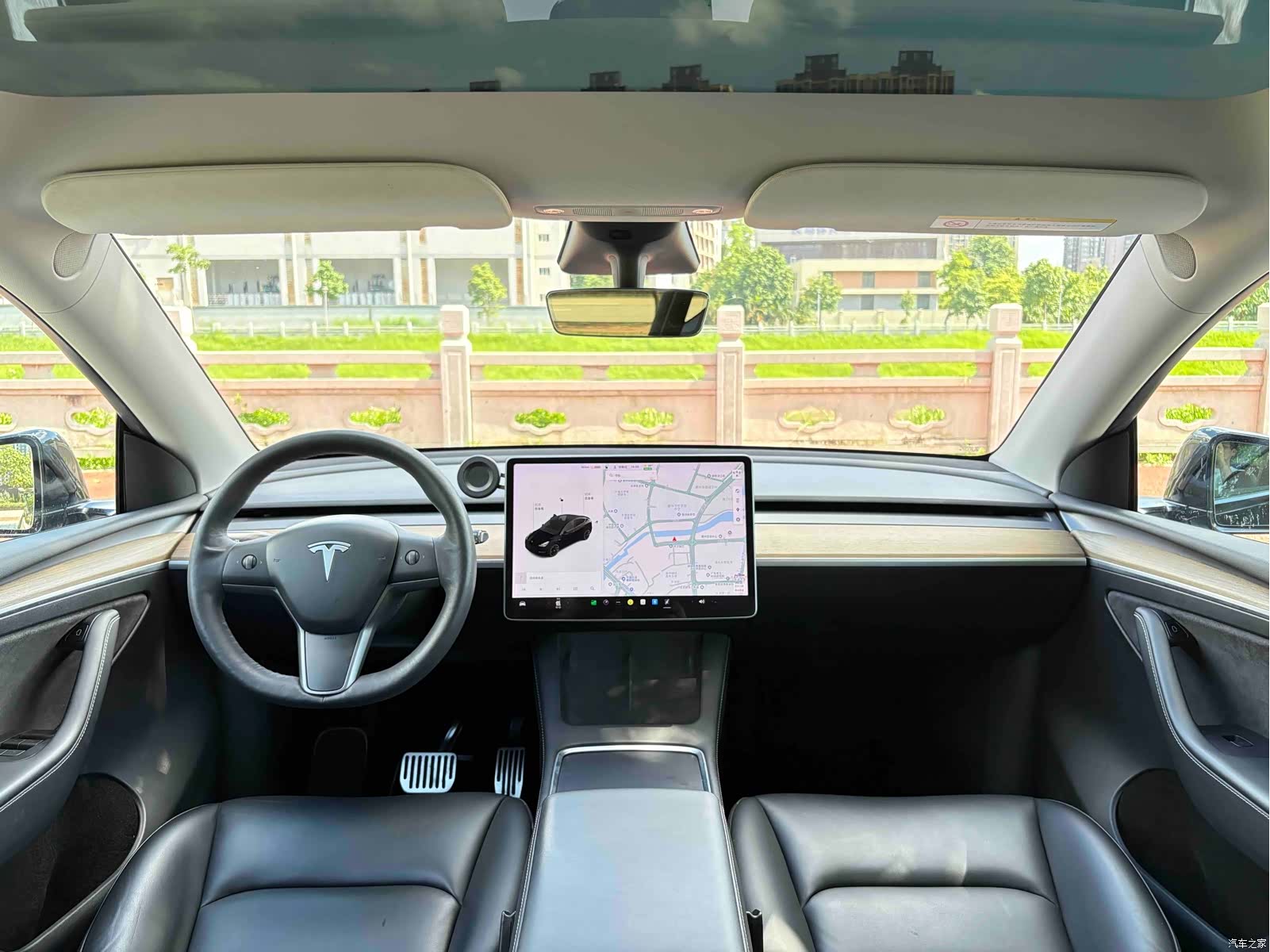 Tesla Model Y, 2021 все фото