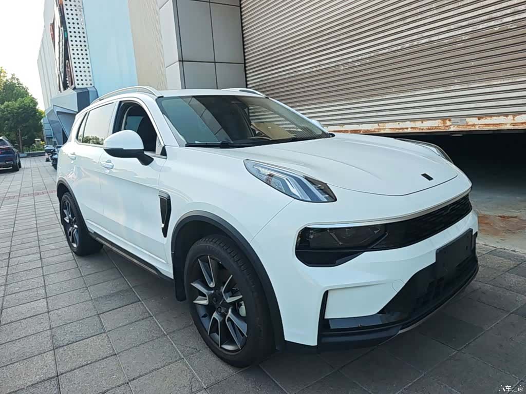Lynk & Co 01, 2024 4