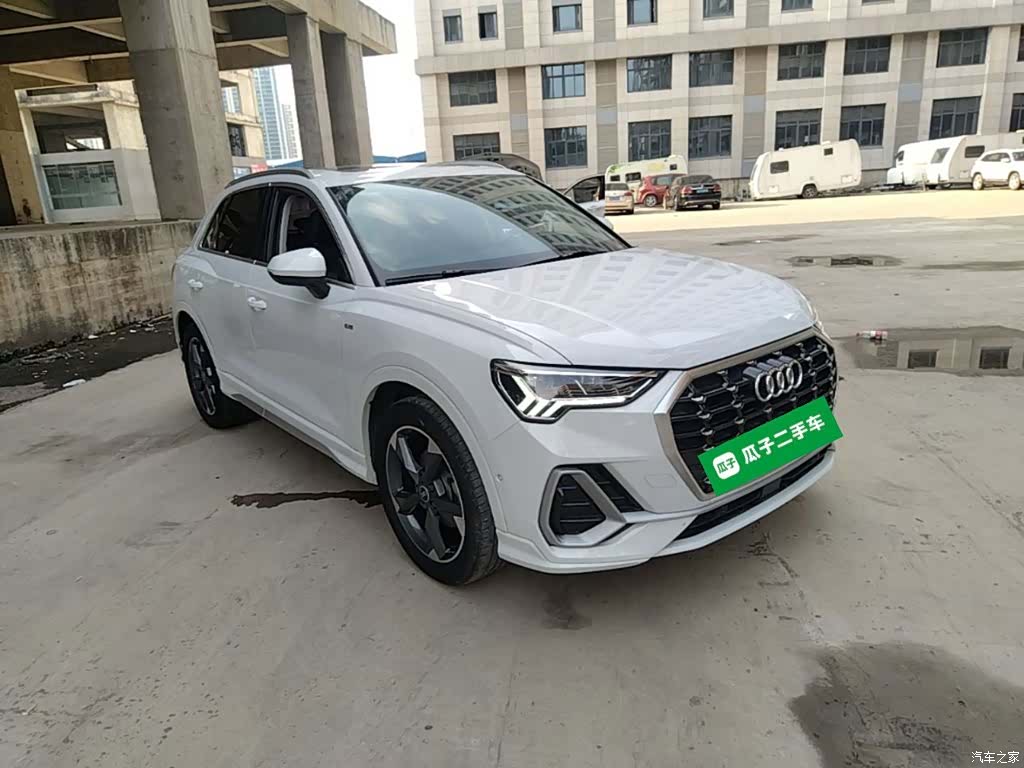 Audi Q3, 2021 4