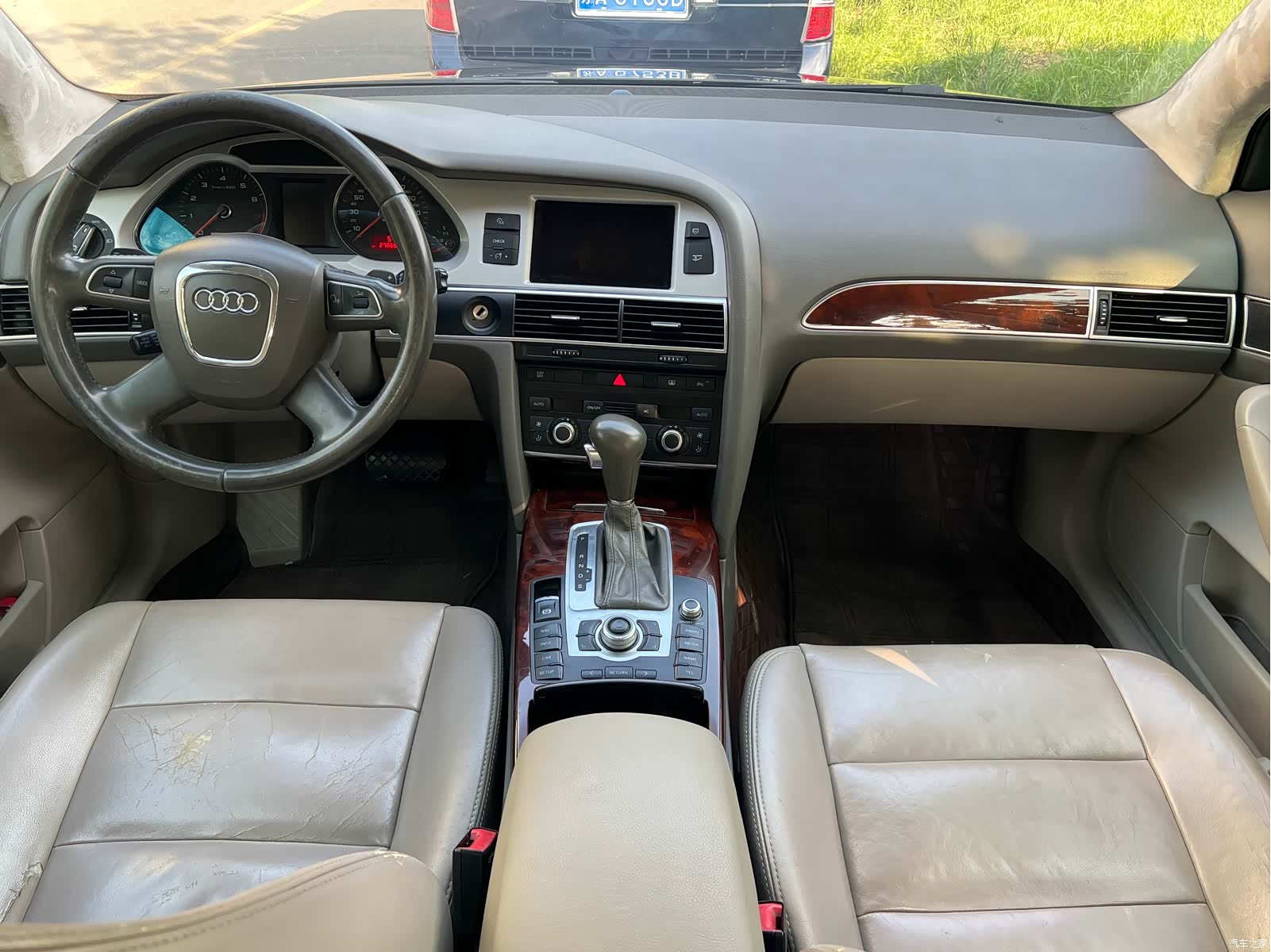 Audi A6L, 2012 7