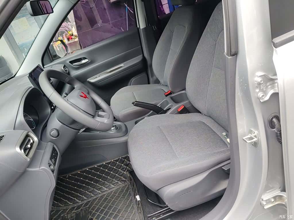 Wuling Hongguang, 2025 15