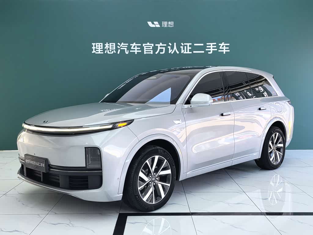 Li Auto L8