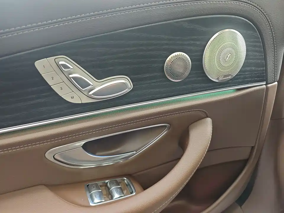 Mercedes-Benz E-class Mercedes-Benz E-class