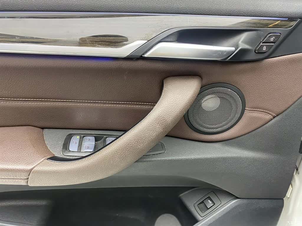 BMW X1, 2023 26