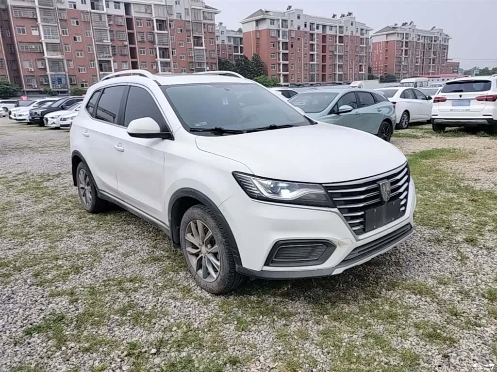 Roewe RX5, 2022 4