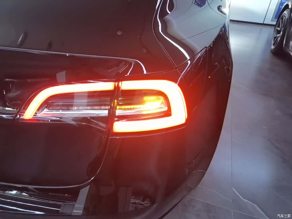 Tesla Model 3, 2020 8