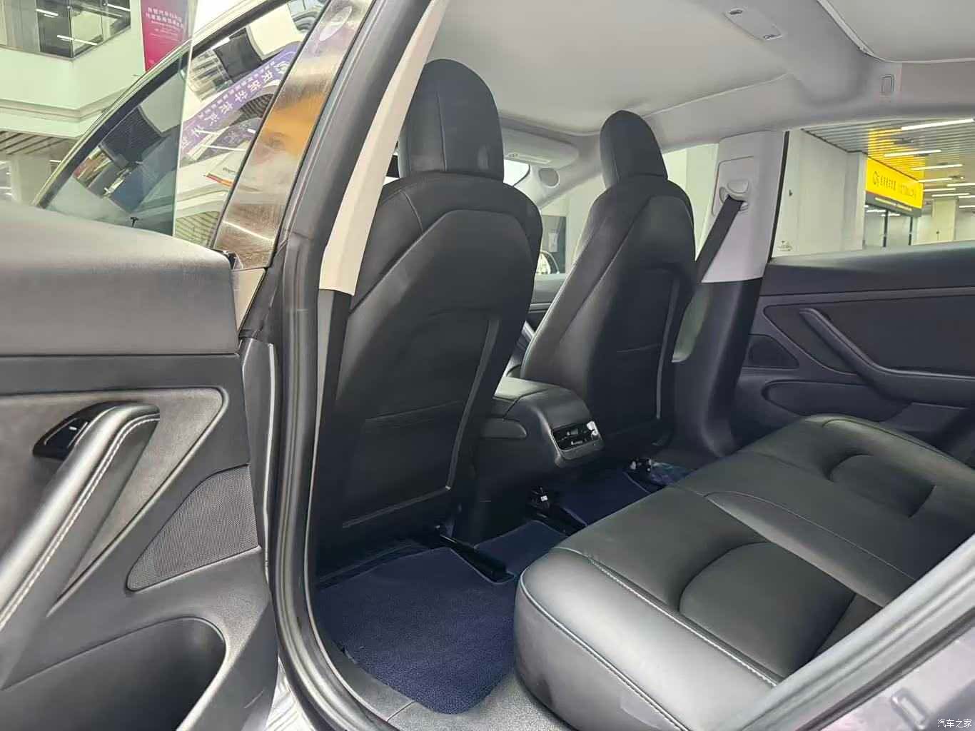 Tesla Model 3, 2021 12