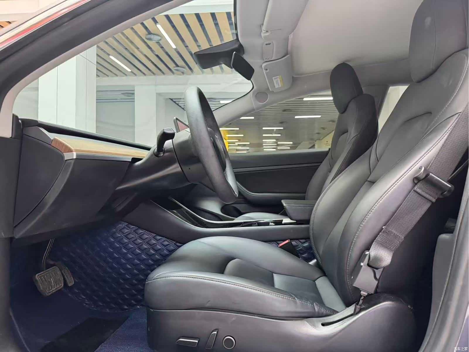 Tesla Model 3, 2021 10