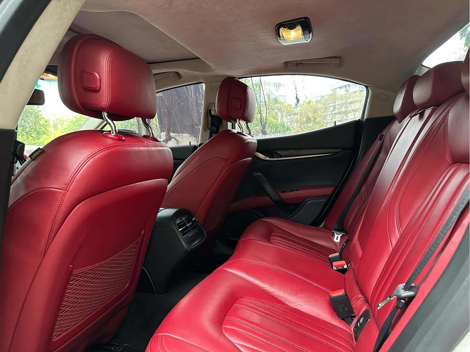 Maserati Ghibli, 2016 8