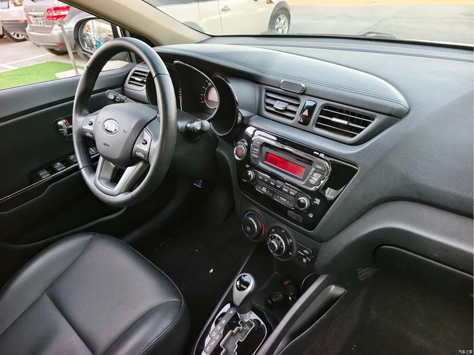 Kia K2, 2012 17