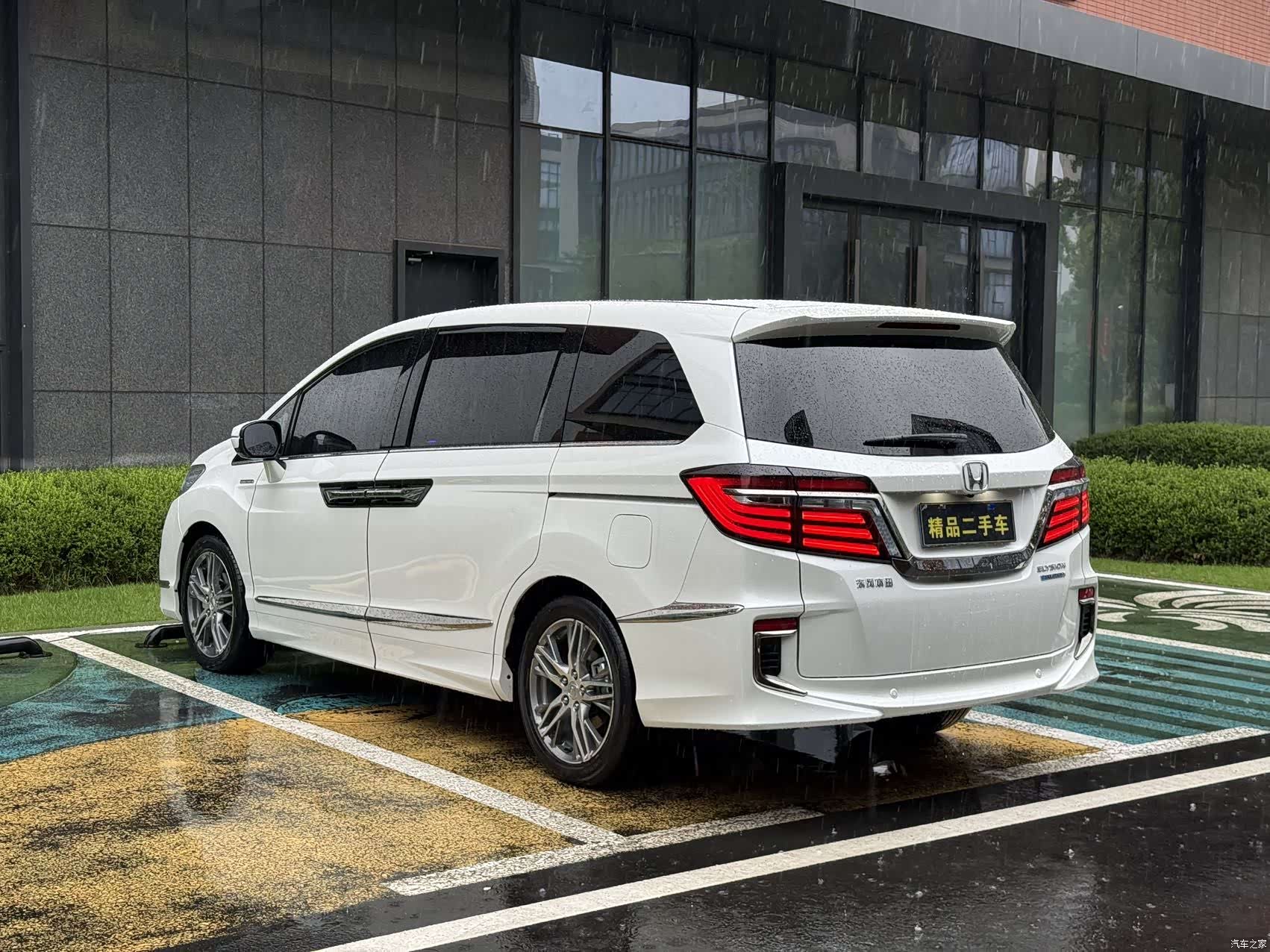 Honda Elysion, 2019 13