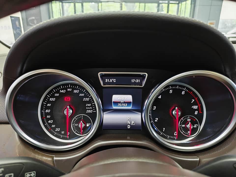 Mercedes-Benz GLE Mercedes-Benz GLE