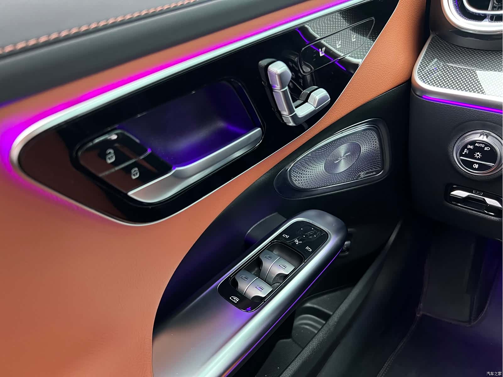 Mercedes-Benz C-Class, 2024 35