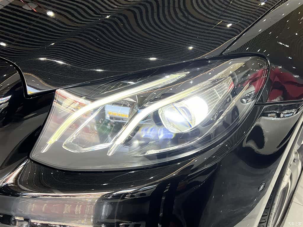 Mercedes-Benz E-Class, 2019 7