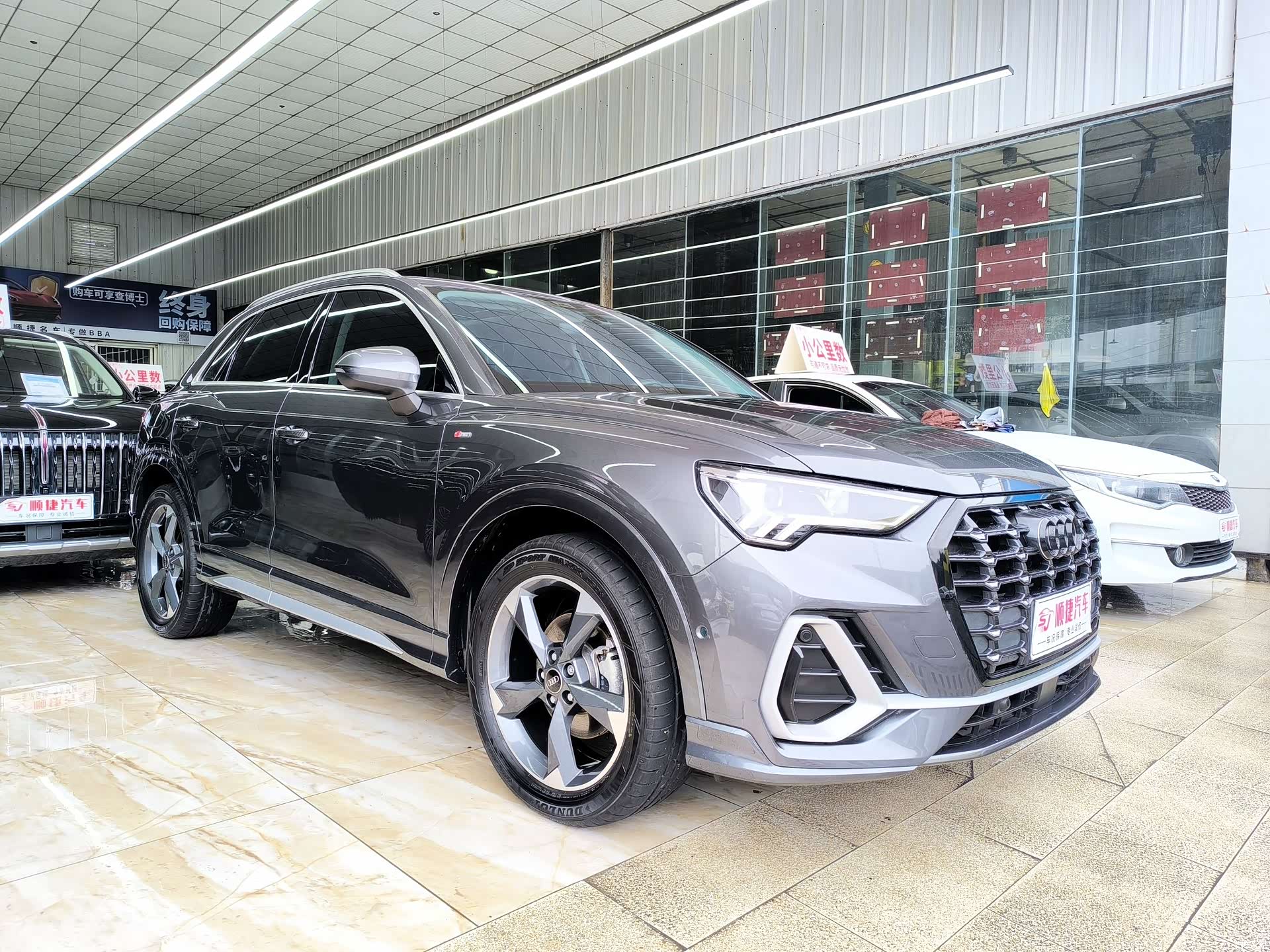 Audi Q3, 2023 3
