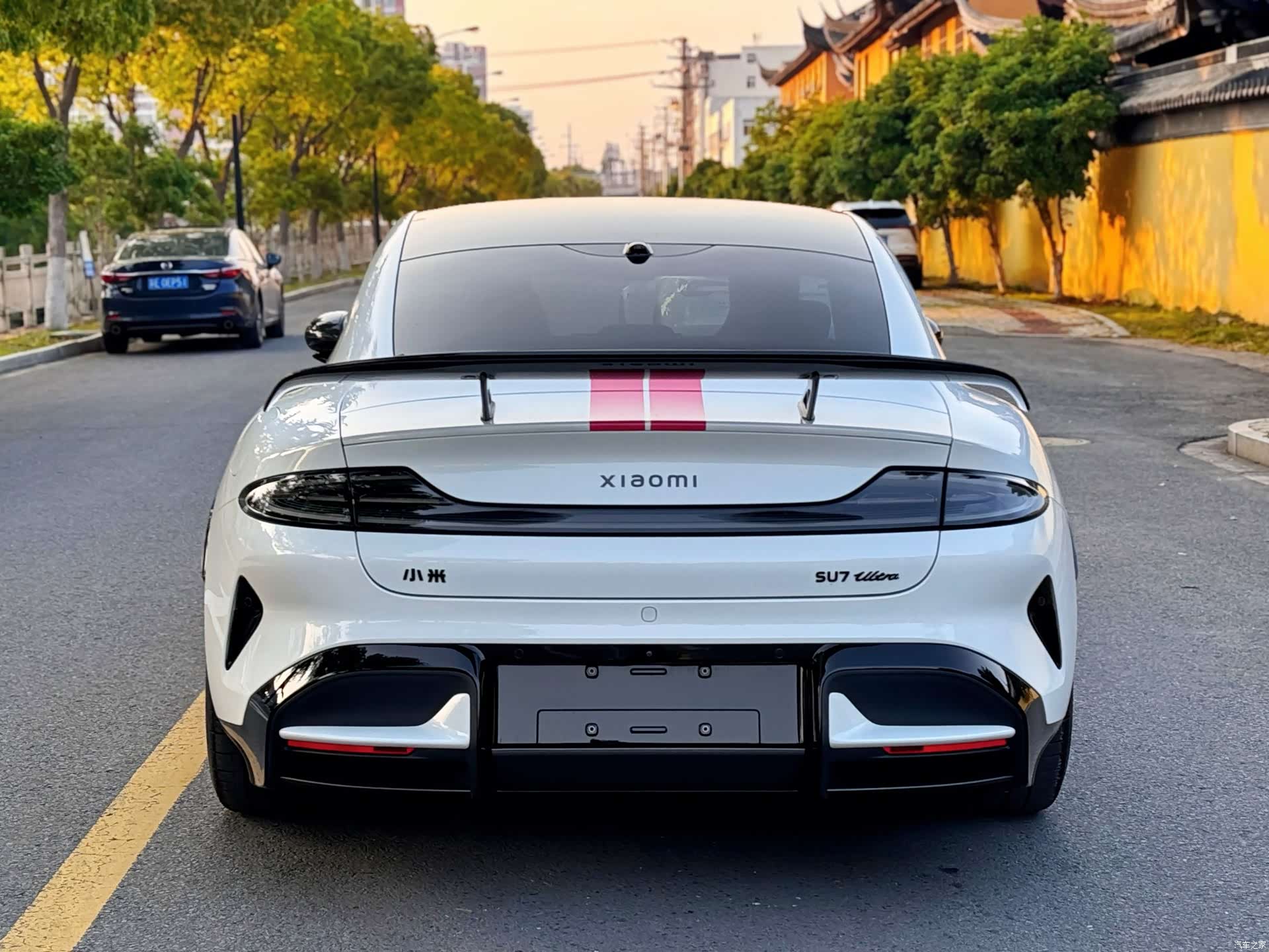 Xiaomi SU7, 2025 10