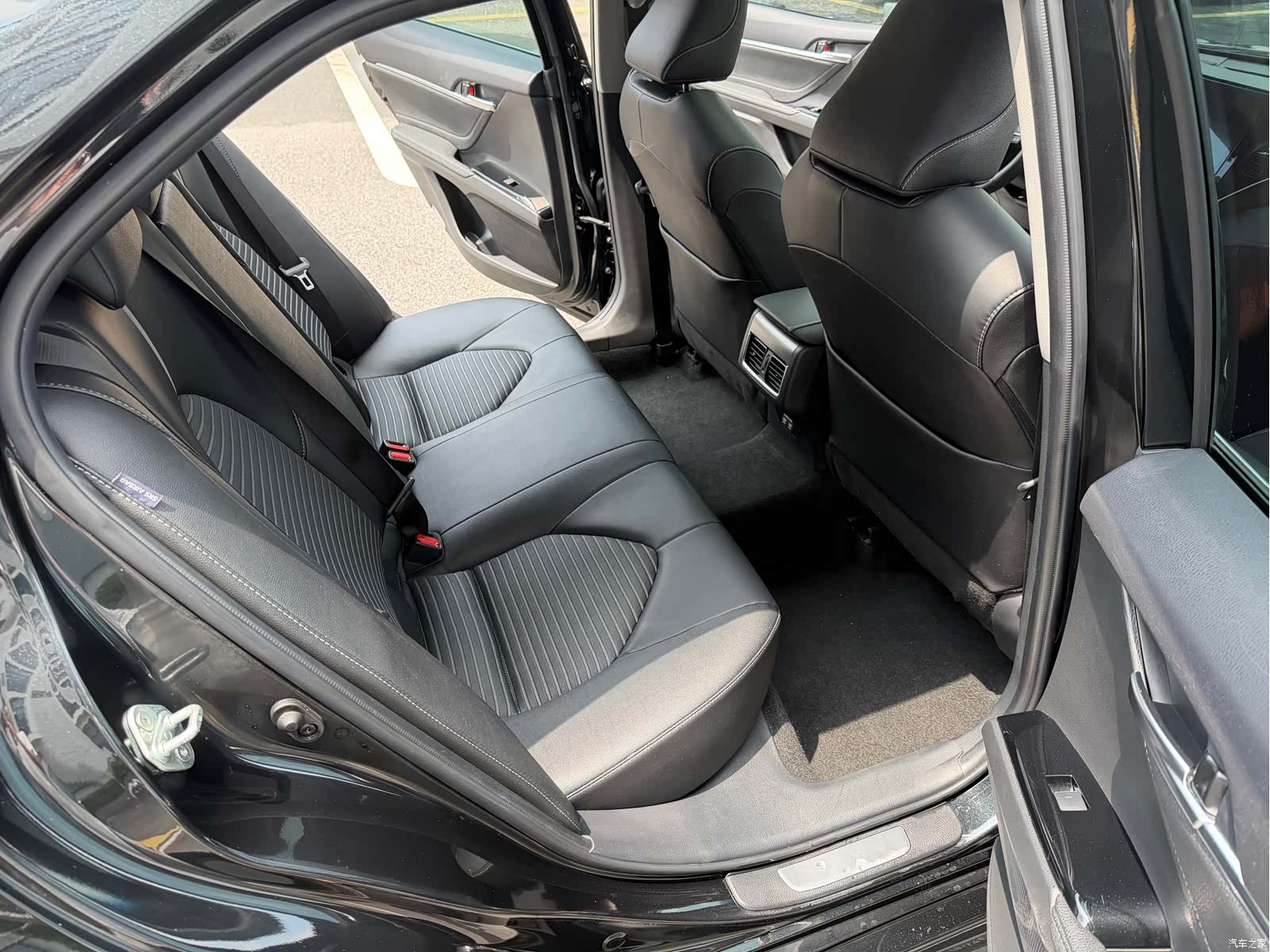 Toyota Camry, 2022 17