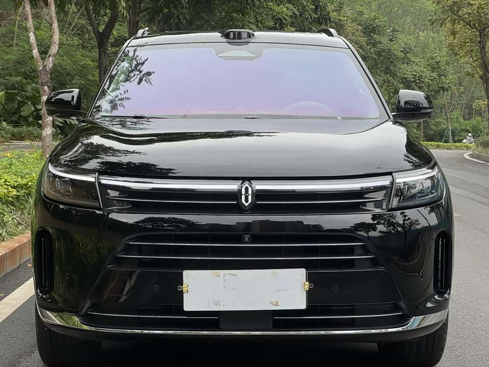 AITO Ask the world M7