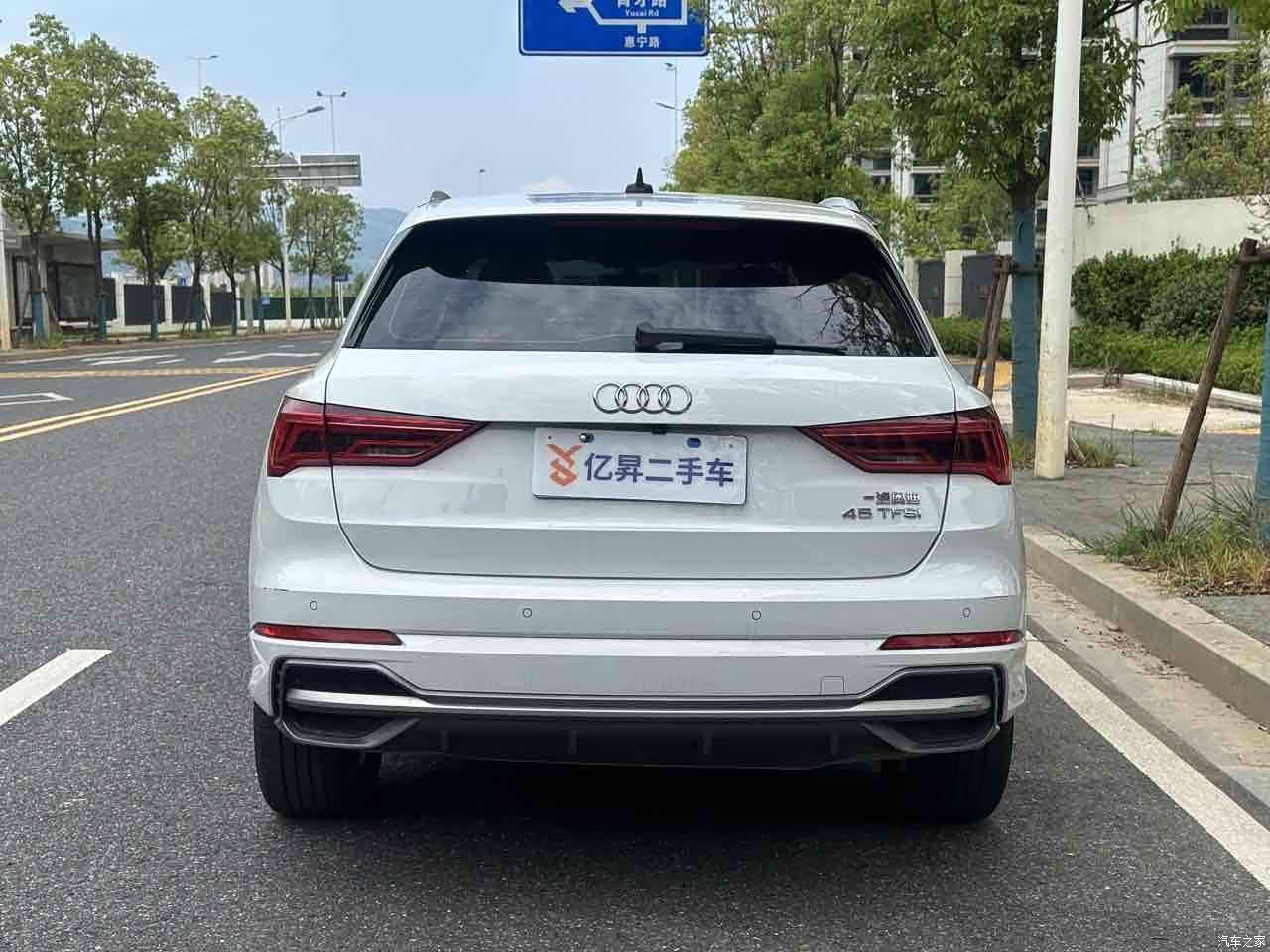 Audi Q3, 2019 все фото