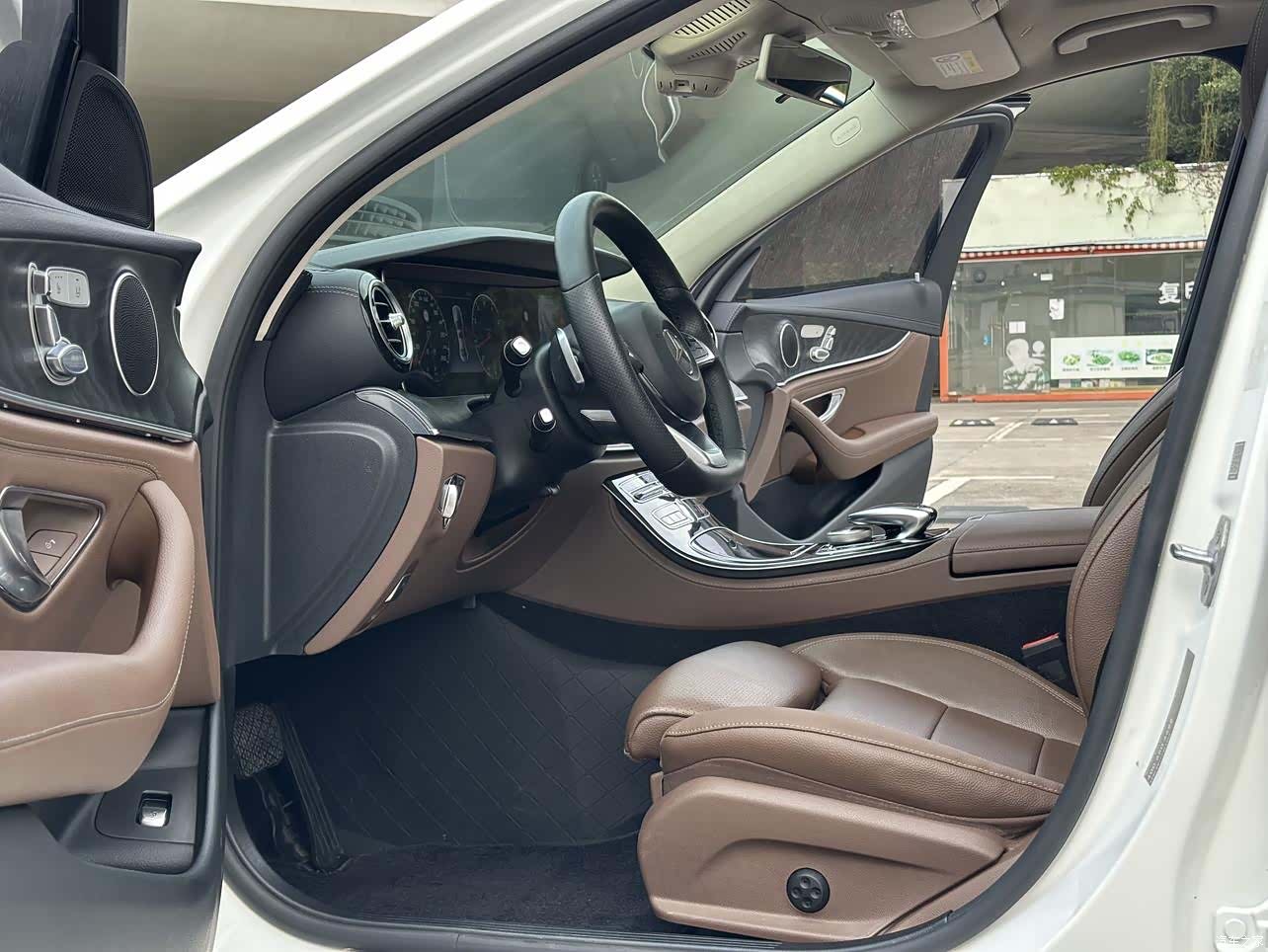 Mercedes-Benz E-Class, 2017 6
