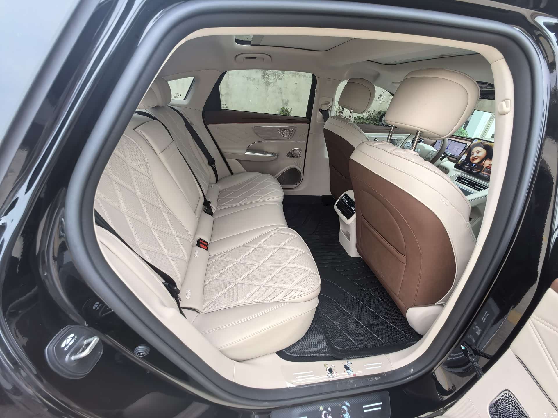 Chery A9L, 2025 13