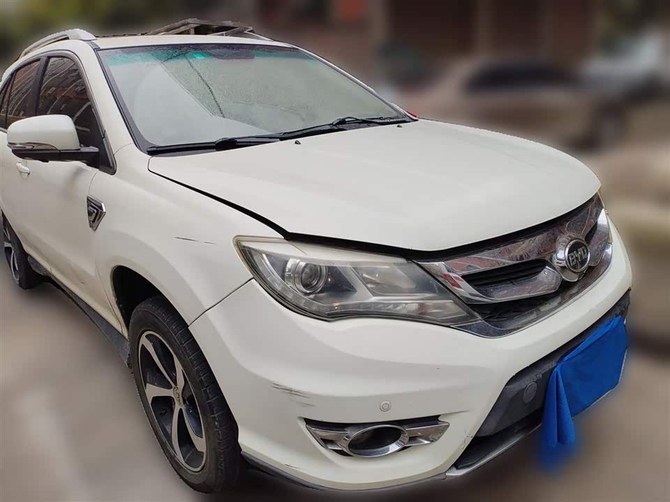 BYD S7