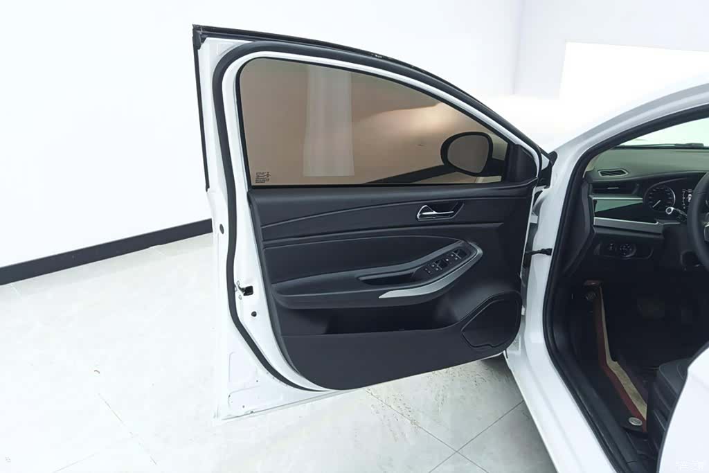 Chery 5, 2021 7
