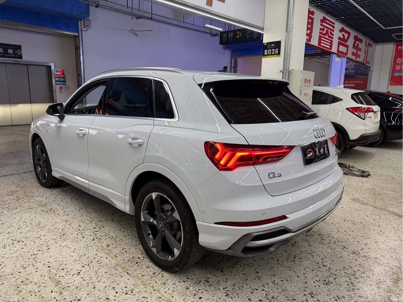 Audi Q3, 2022 4