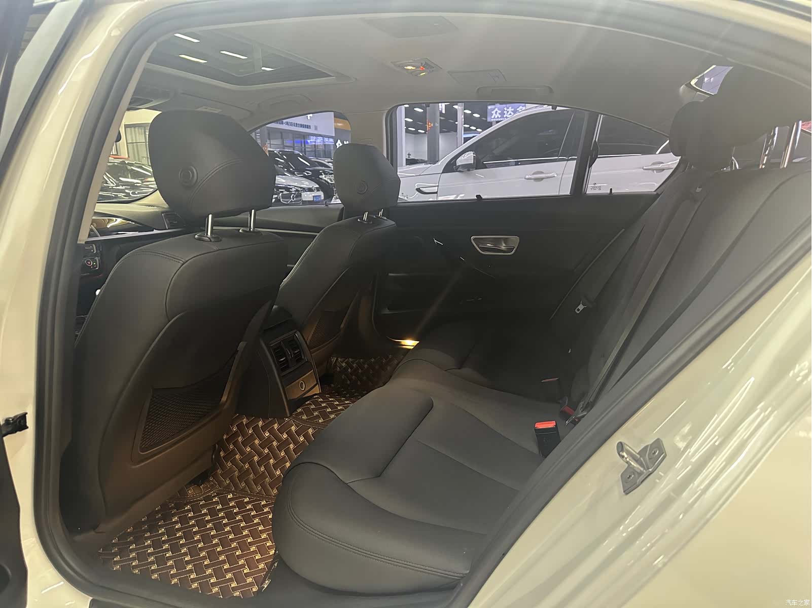 BMW 3 Series, 2017 8