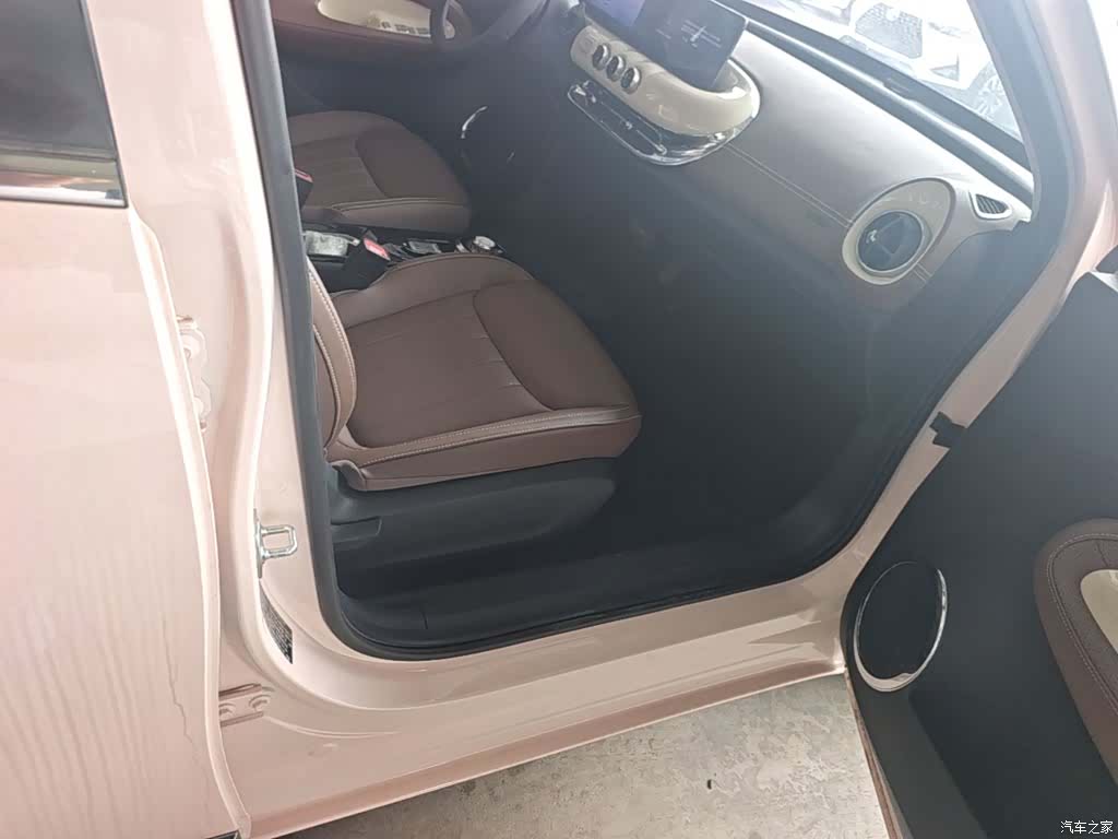 Wuling Bingo, 2025 11