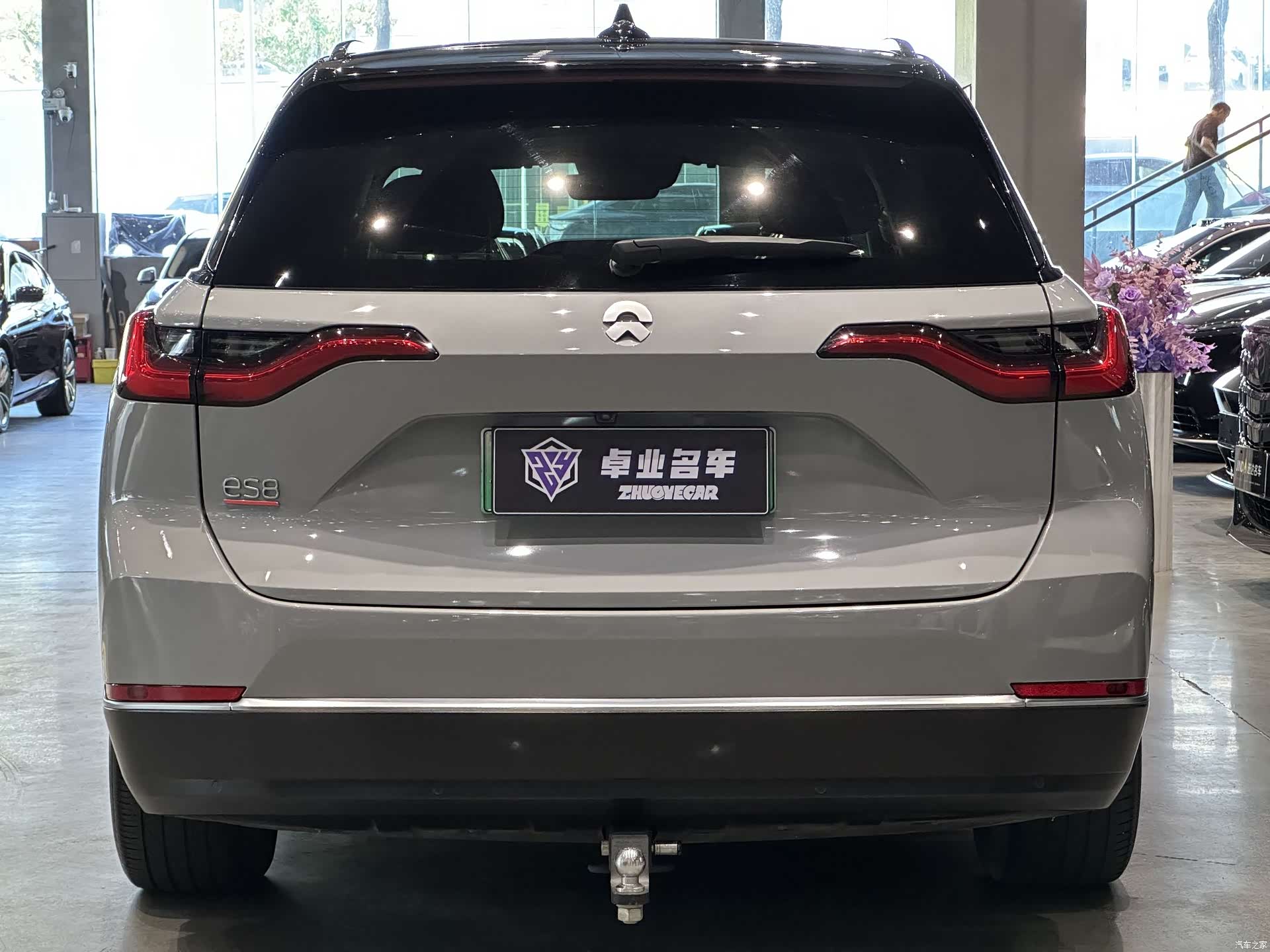 NIO ES8, 2022 3