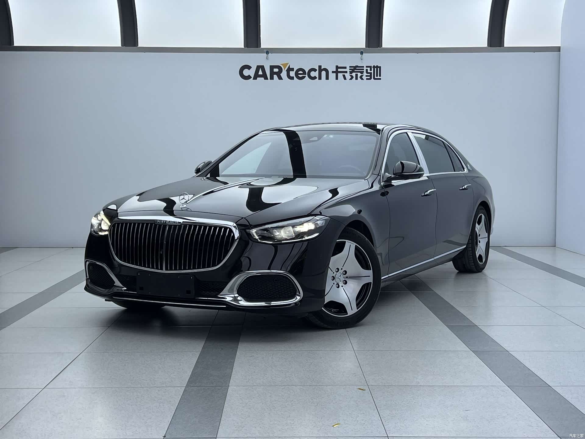 Maybach S-Class, 2021 1
