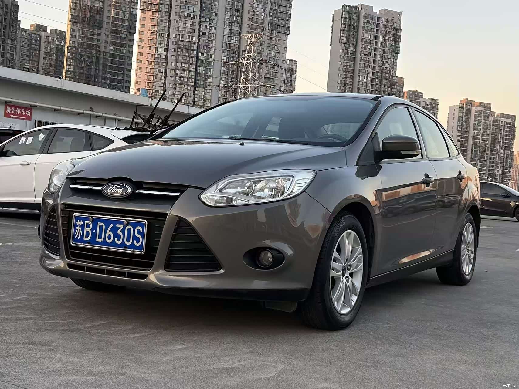 Ford Focus, 2012 1
