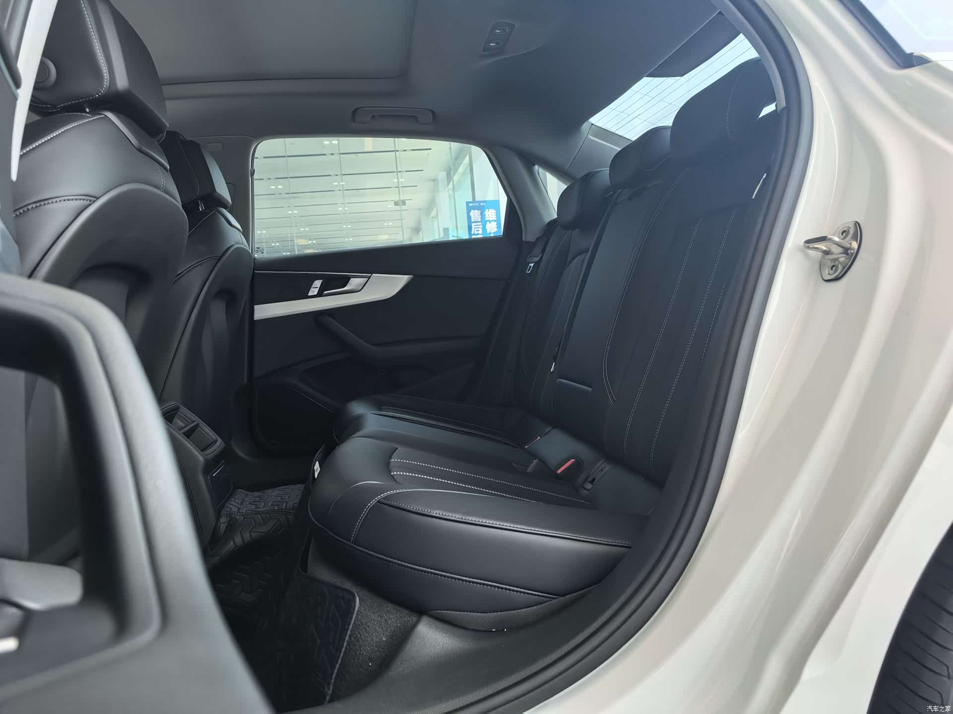 Audi A4L, 2024 11